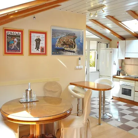 Apartamento Eva Zadar